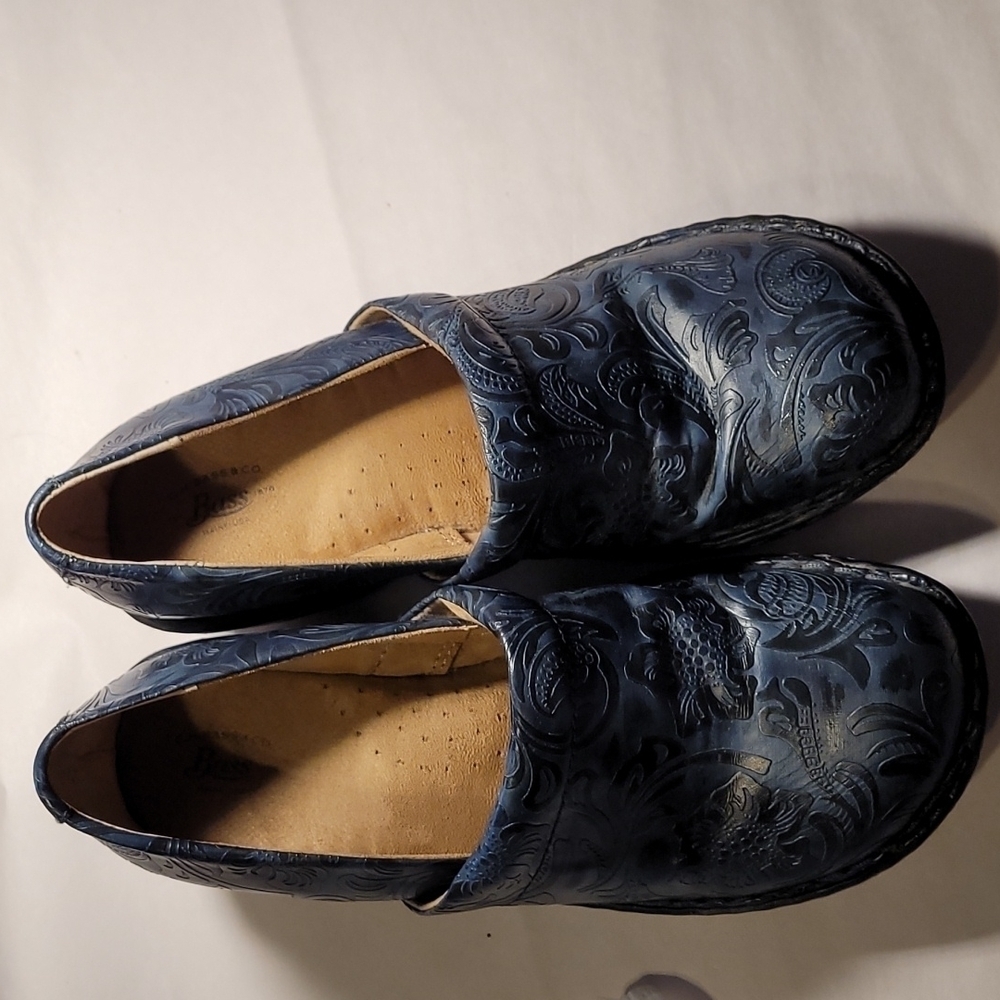 Women's Bass Nursing Clogs